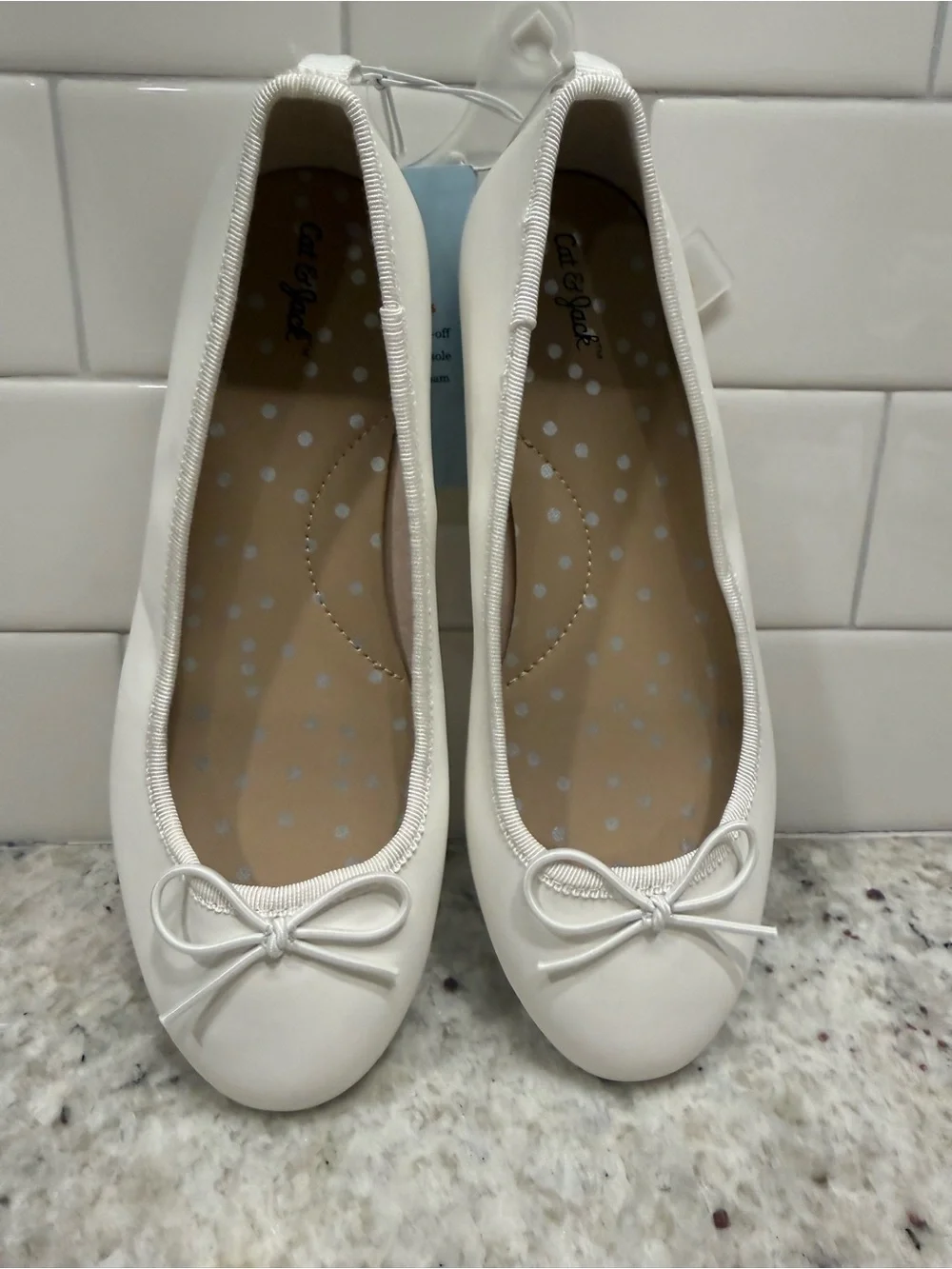 Cat & Jack White Ballet Flats with Bow NWT - Picture 3 of 9